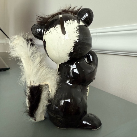 Set of 2 antique skunk banks - Picture 13 of 15